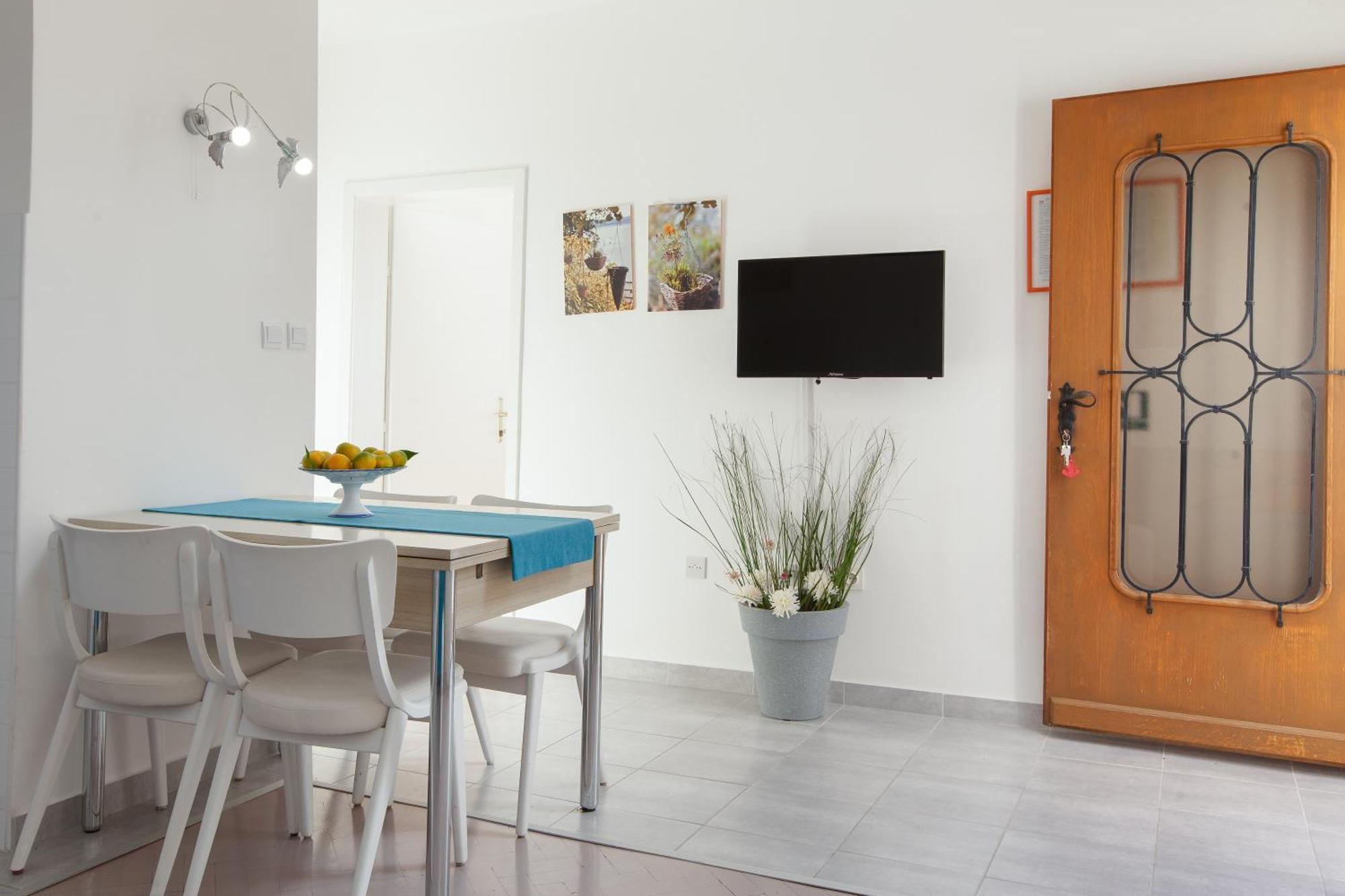 פודגורה Apartments Marilka מראה חיצוני תמונה