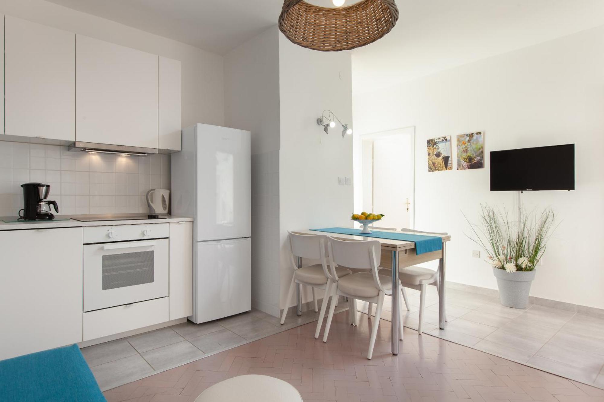 פודגורה Apartments Marilka מראה חיצוני תמונה
